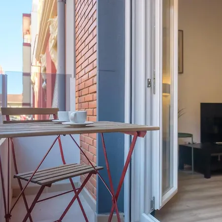 Apartment Clean & Very Comfortable