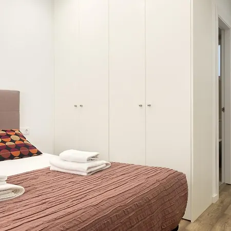Clean & Very Comfortable Apartamento *