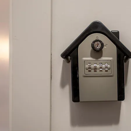 Clean & Very Comfortable Apartment