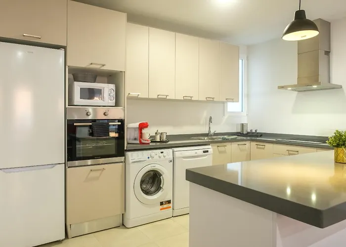 Clean & Very Comfortable Apartment Valencia