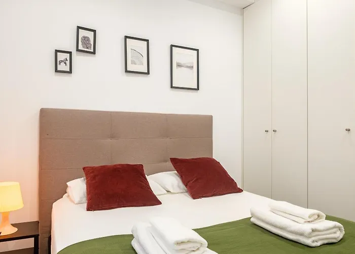 Clean & Very Comfortable Valencia